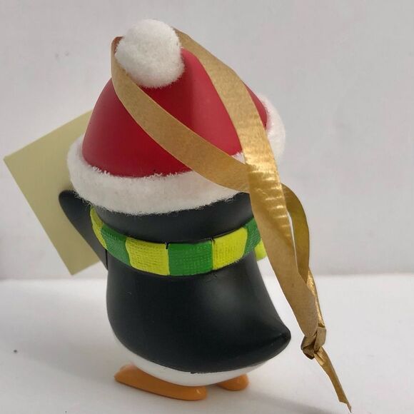 Hallmark Keepsake 2009 Sign of the Times Snappy-happy penguin Collectable - Picture 5 of 9